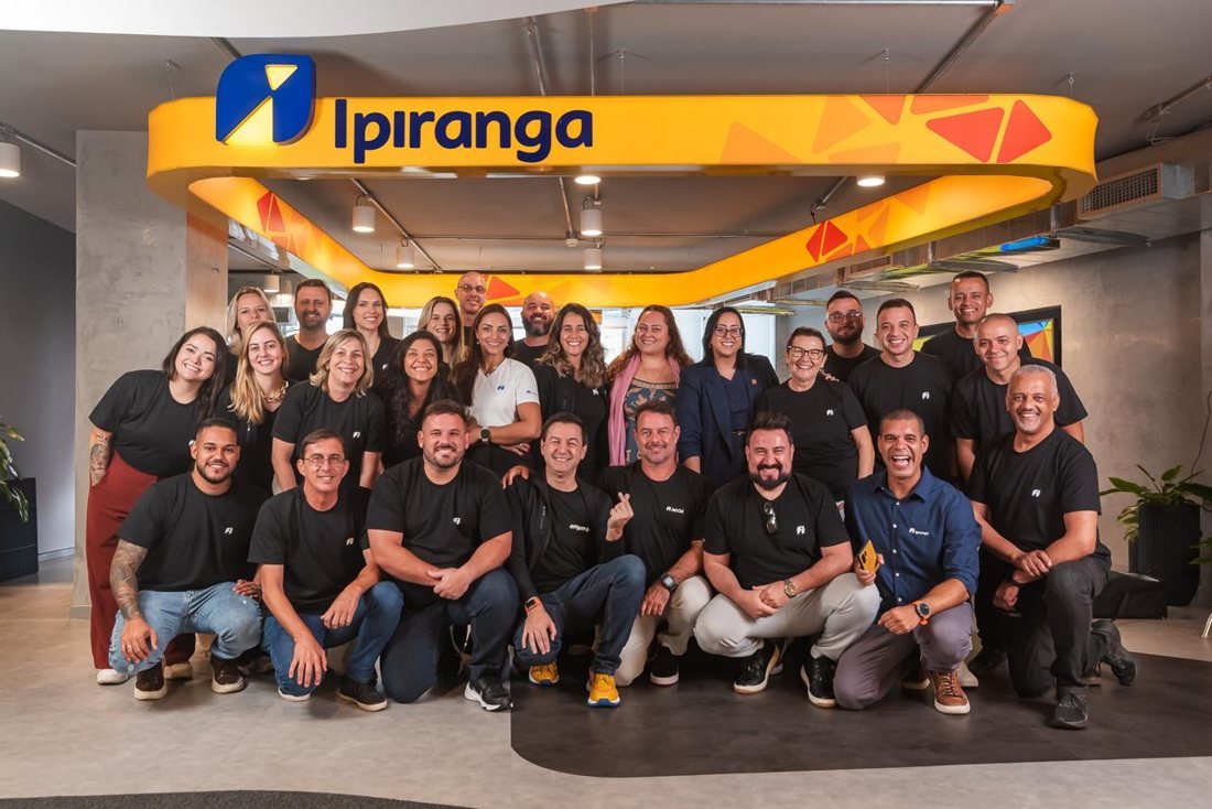Mario Bodnar com participantes na Ipiranga